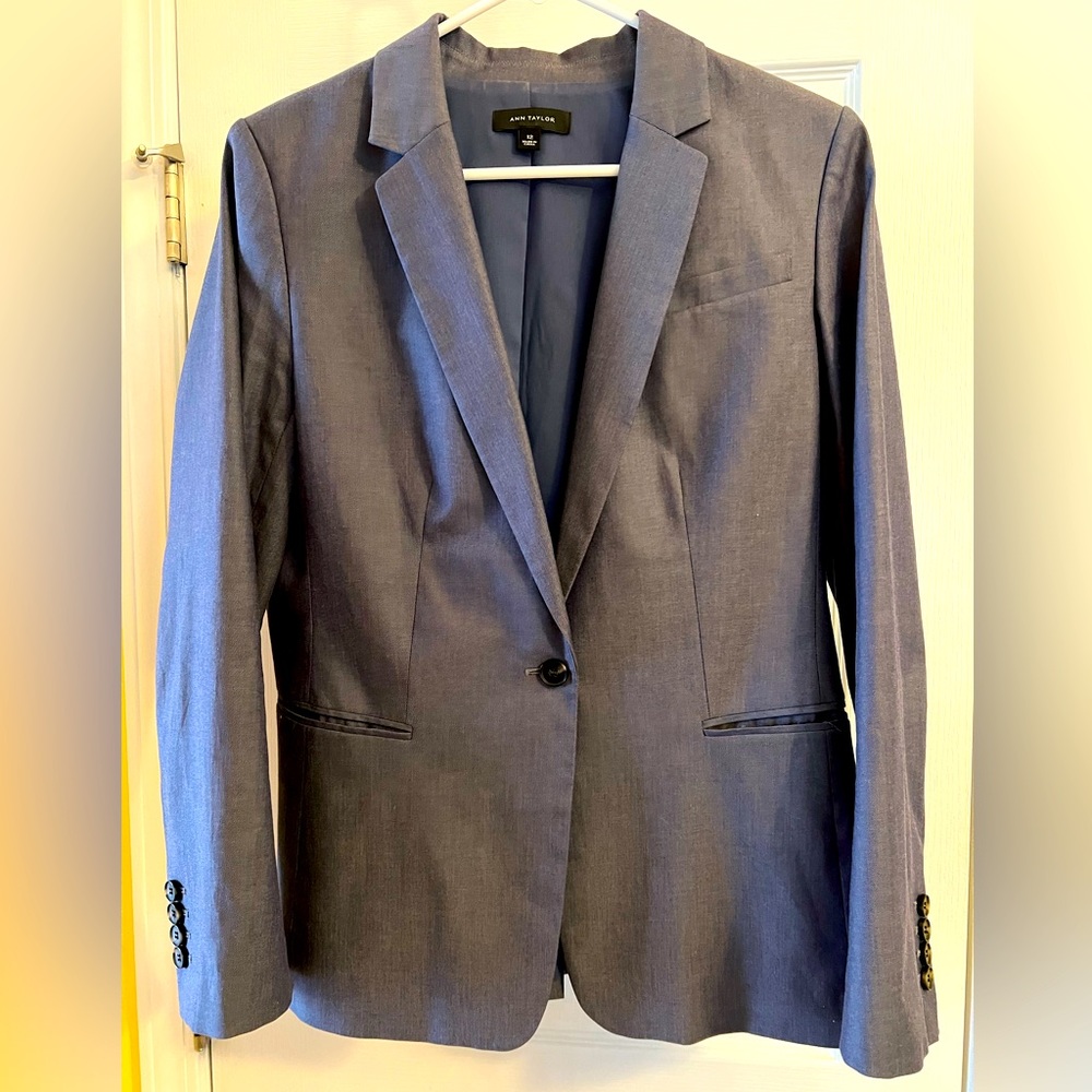 EUC - PRISTINE ANN TAYLOR “THE LONG ONE” BLAZER. PRISTINE/BRAND NEW.✨ WORN ONCE
